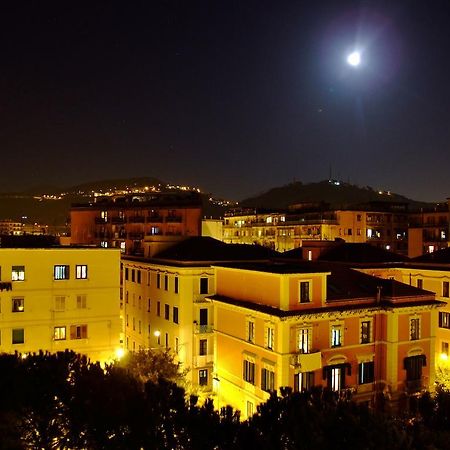 L'Una di Notte Salerno Esterno foto